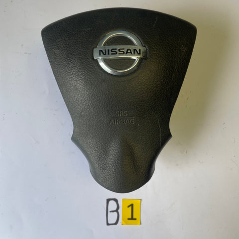 Nissan versa Driver Airbag OEM Air Bag Black Steering Wheel Air Bag 2014 2015